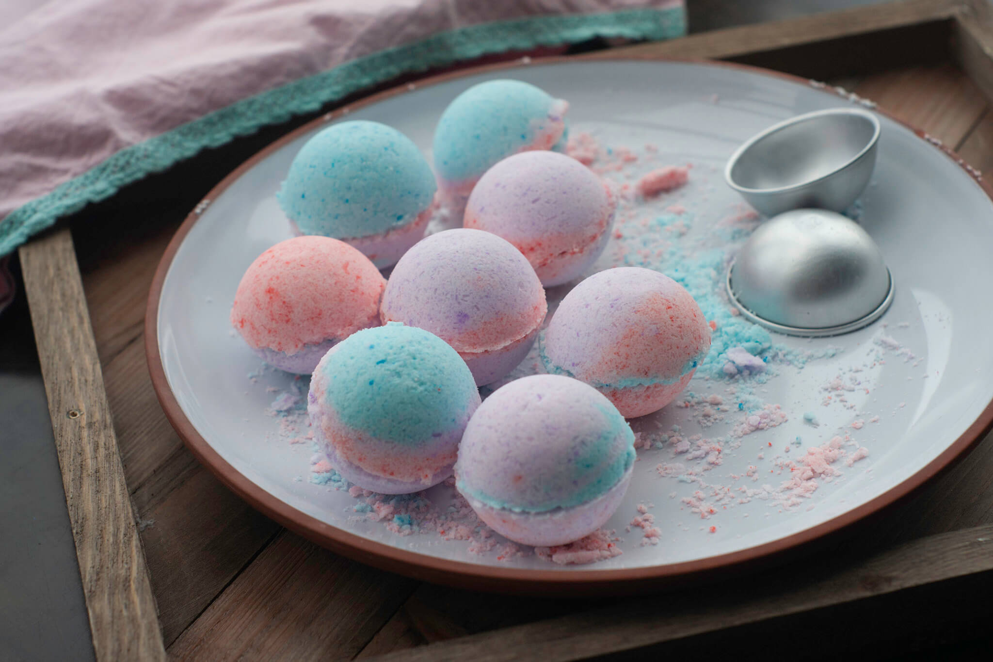 Comment faire des bombes de bain? Recette facile et rapide - Monsieur